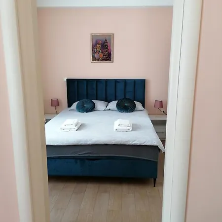 Lucky Smile Apartment